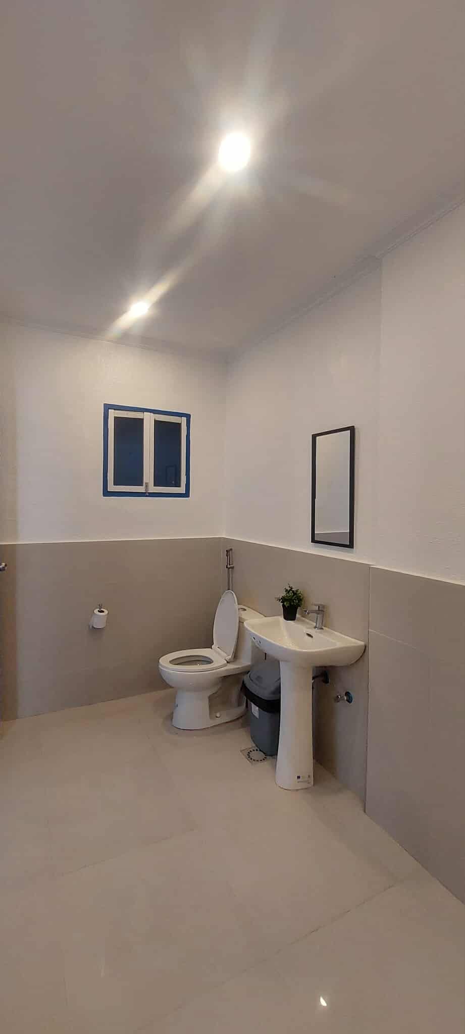 Comfort Room Bathroom